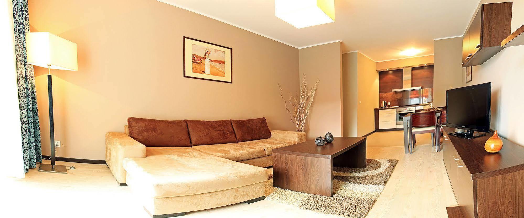 Aquarius-aqua Apartment